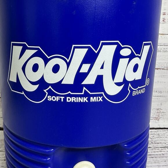 Vintage KOOL-AID Plastic Igloo Legend 2 Gallon Cooler Dispenser Kool Aid - Picture 6 of 8